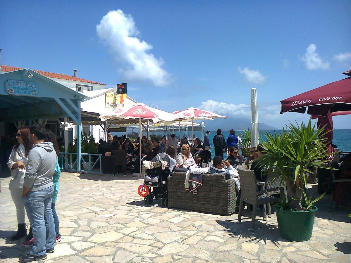 Karin & Nikos Hotel อิไรออน ภายนอก รูปภาพ